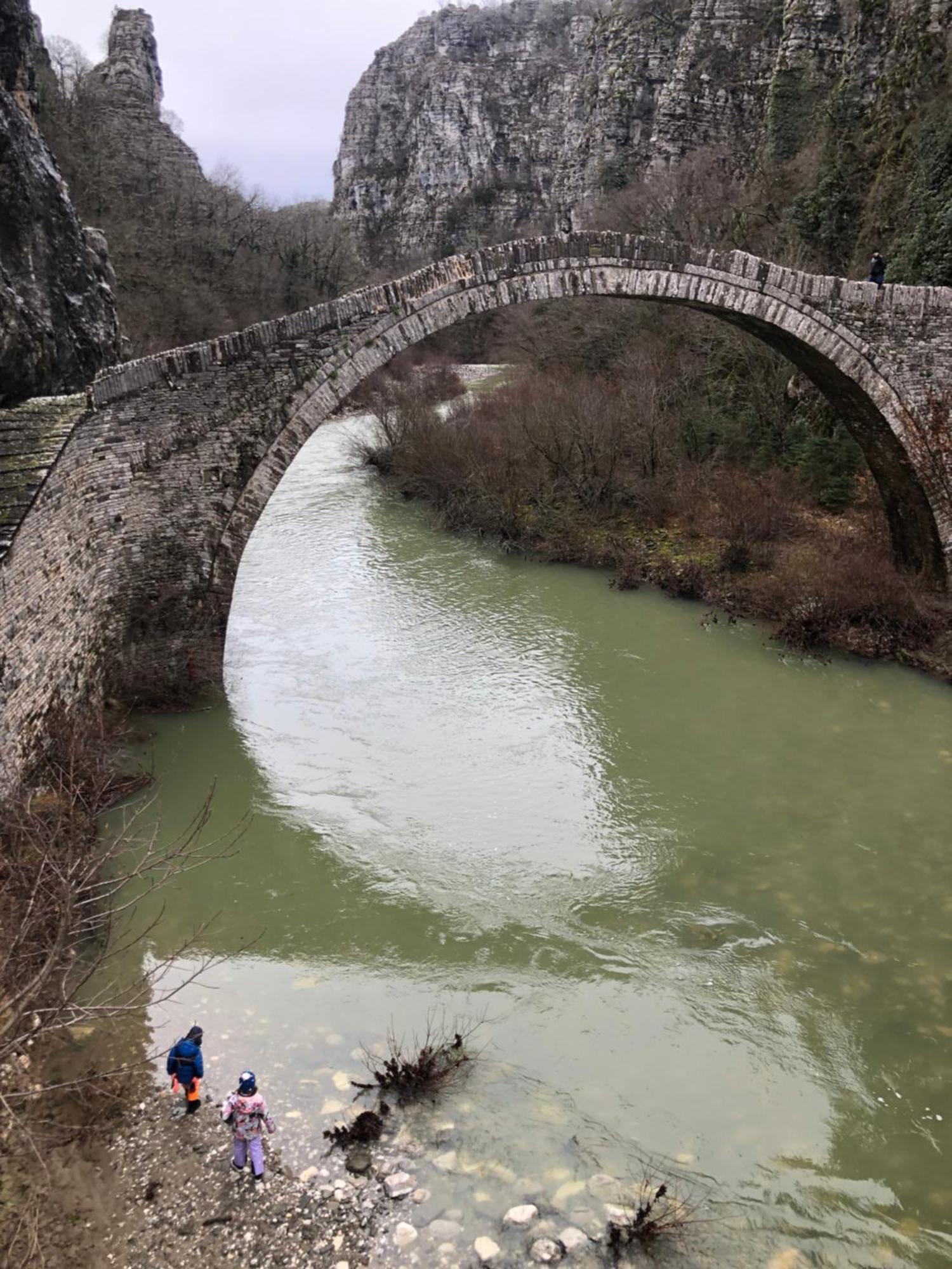 Katikia Zagori בית הארחה ויצה