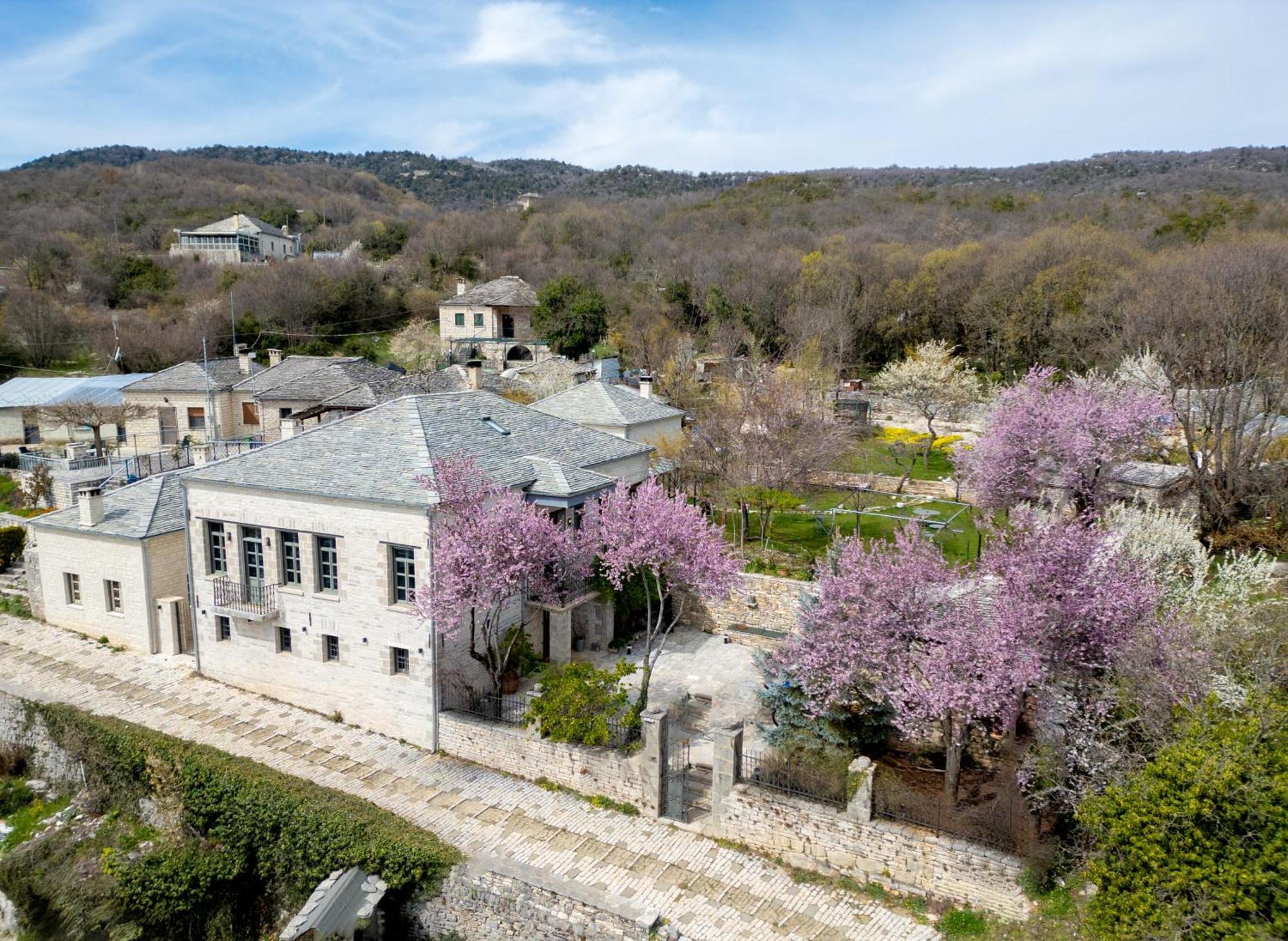 Katikia Zagori Pensiune *